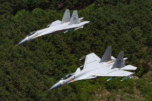 电竞外设也内卷！从发烧友到大众，选择困难症要犯了！