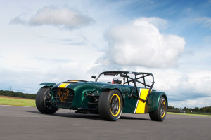 教练席位再起波澜，战队人事变动引猜测